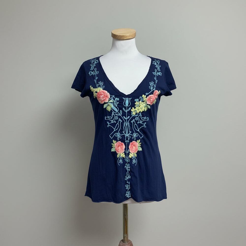 Johnny Was navy embroidered tee, size M, NEW WITH TAGS!
